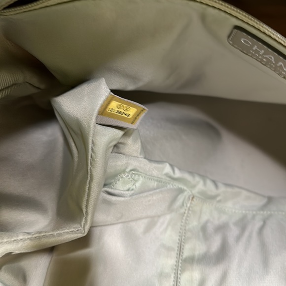 Chanel biarritz rare color tote bag - Picture 15 of 16